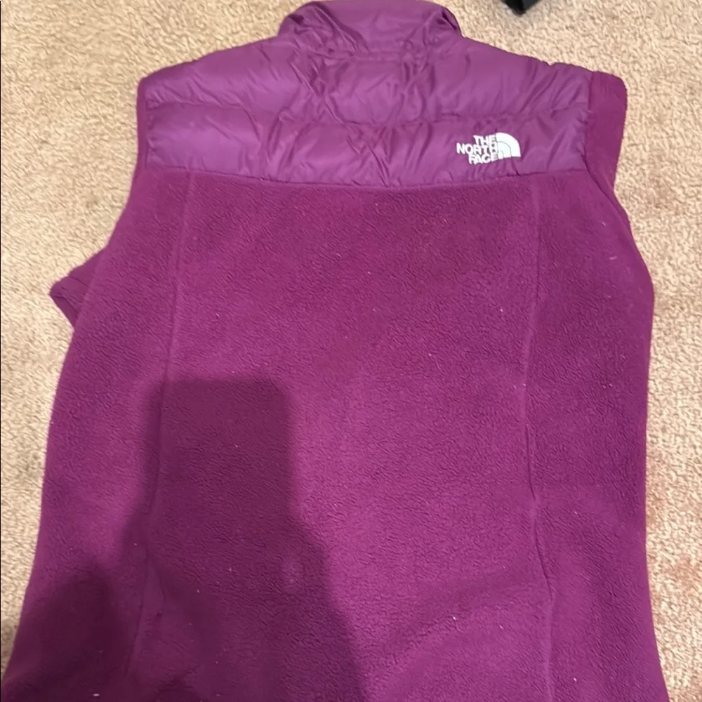 The North Face Magenta Jacket - Picture 3 of 3